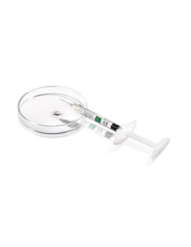 Hyaluron Spritze zur Faltenunterpriztung Dermal Filler mit Hyaluronsäure Volumenaufbau